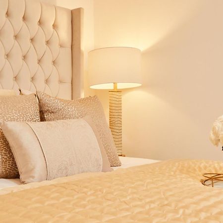 King Deluxe City Apt Large Balcony& Free Parking! Leeds  Eksteriør billede