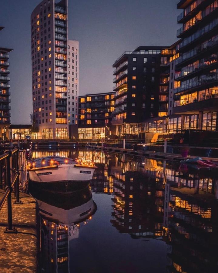 King Deluxe City Apt Large Balcony& Free Parking! Leeds  Eksteriør billede