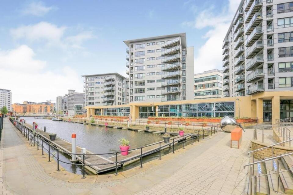 King Deluxe City Apt Large Balcony& Free Parking! Leeds  Eksteriør billede